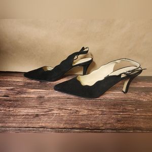 Adrienne Vittadini Scalloped Heels